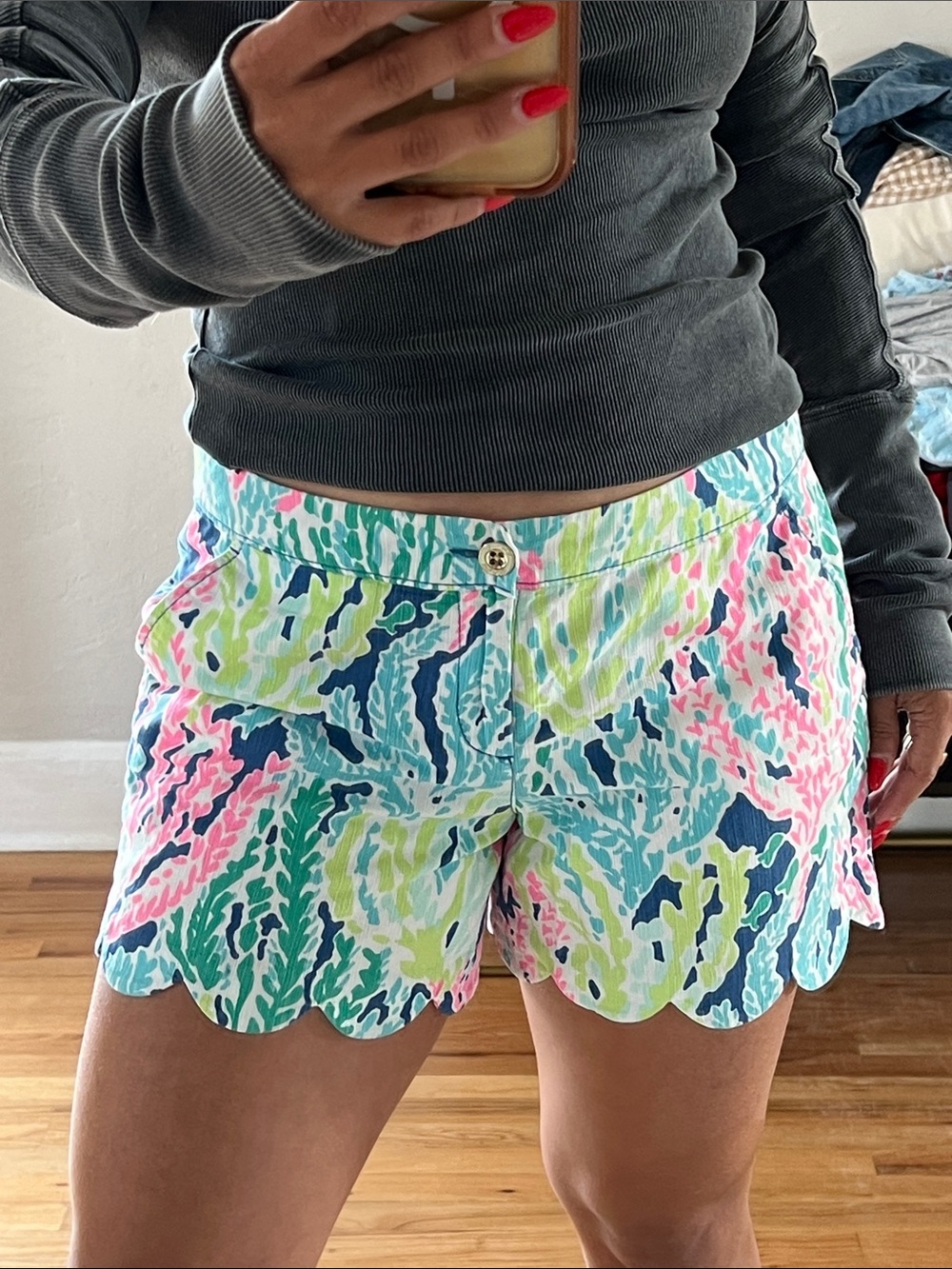 Lilly Pulitzer the buttercup short w/scallop bottoms